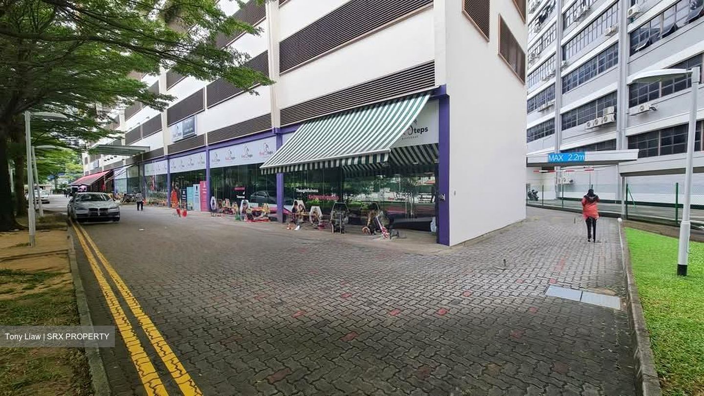 The Crescent @ Kallang (D13), Factory #567428261